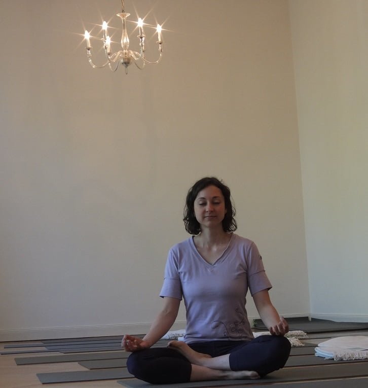 Yogastern meditiert
