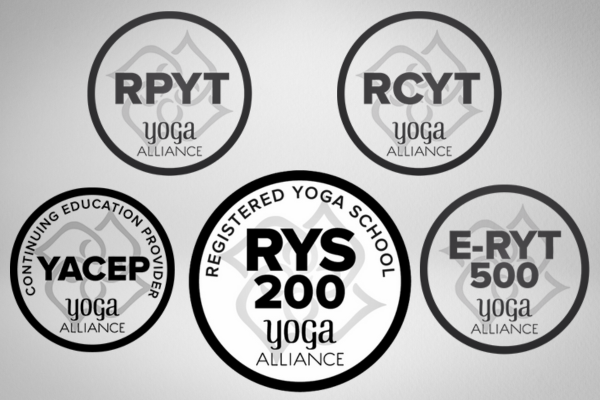 Yogastudio Wiesbaden mit AYA-Zertifizerung, American Yoga Alliance (AYA)