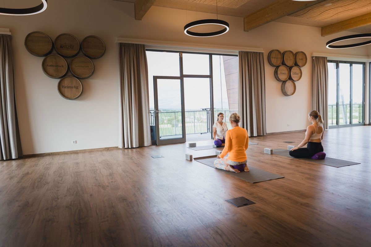 © Anja Schnell Fotografie Yogaraum im Hotel MeinWeinZuHause, Mommenheim
